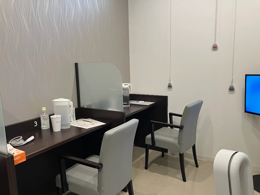 【スマホ対応】全席充電可能<